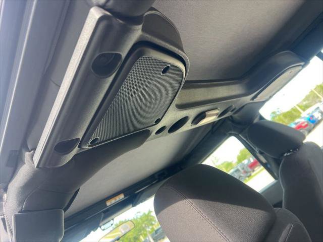 Certified 2016 Jeep Wrangler Unlimited Sport w/ Connectivity Group AWD/4WD image 41