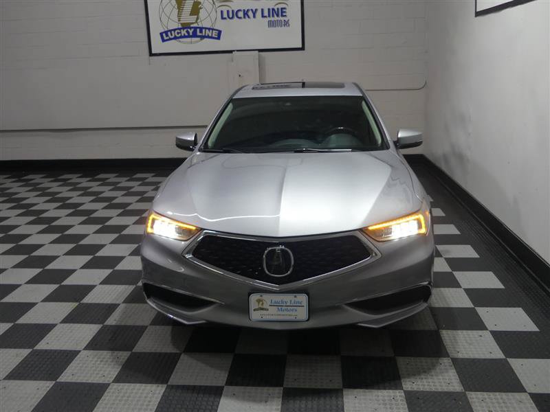 Used 2018 Acura TLX w/ Technology Package FWD image 3