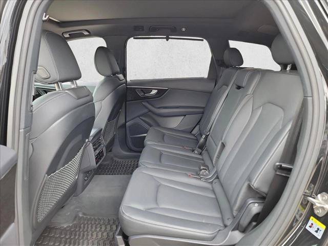 Used 2025 Audi Q7 3.0T Prestige AWD/4WD image 14