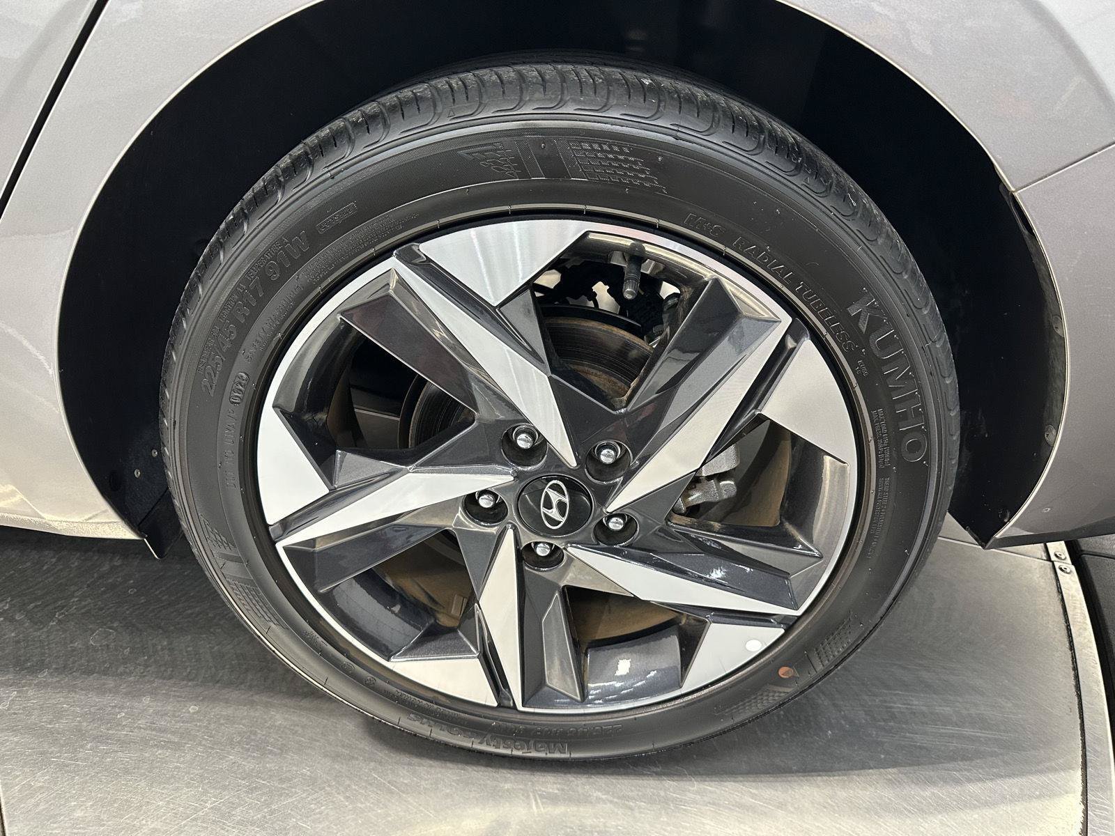 Certified 2023 Hyundai Elantra SEL w/ Convenience Package FWD image 10