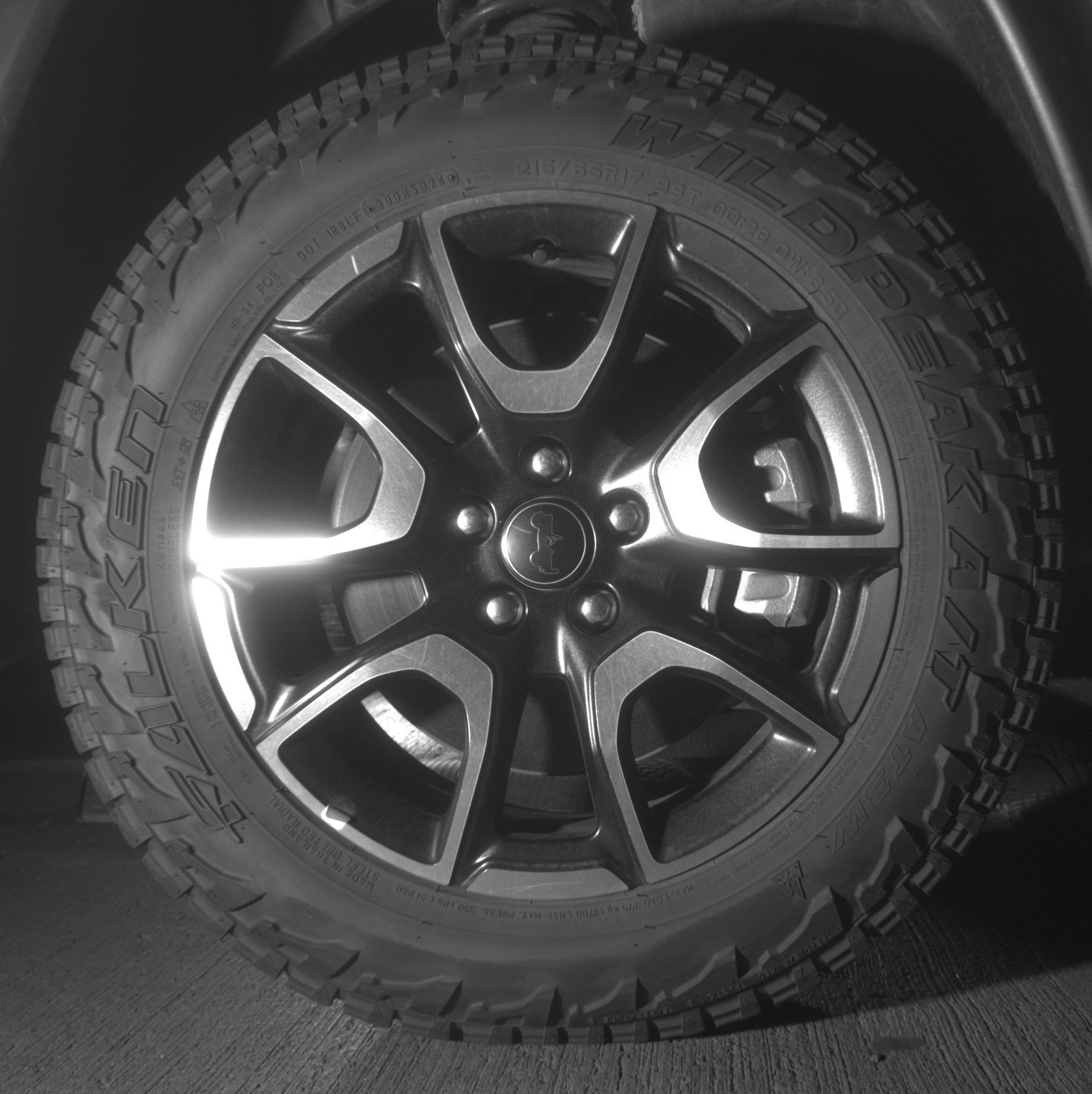 Used 2025 Jeep Compass Trailhawk image 13