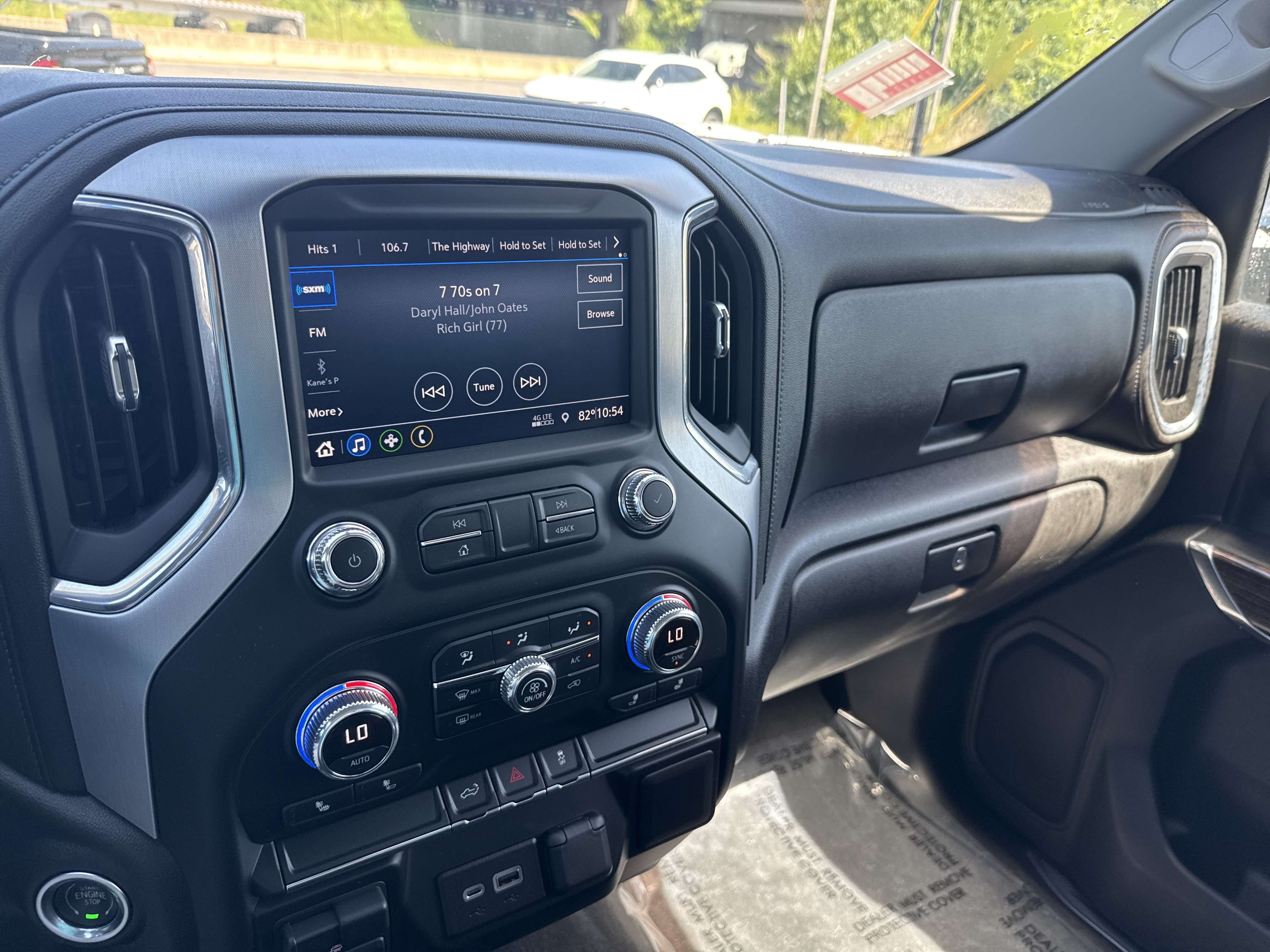 Used 2022 GMC Sierra 3500 SLE w/ SLE Convenience Package AWD/4WD image 21
