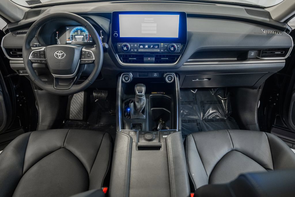 Used 2026 Toyota Grand Highlander XLE image 19