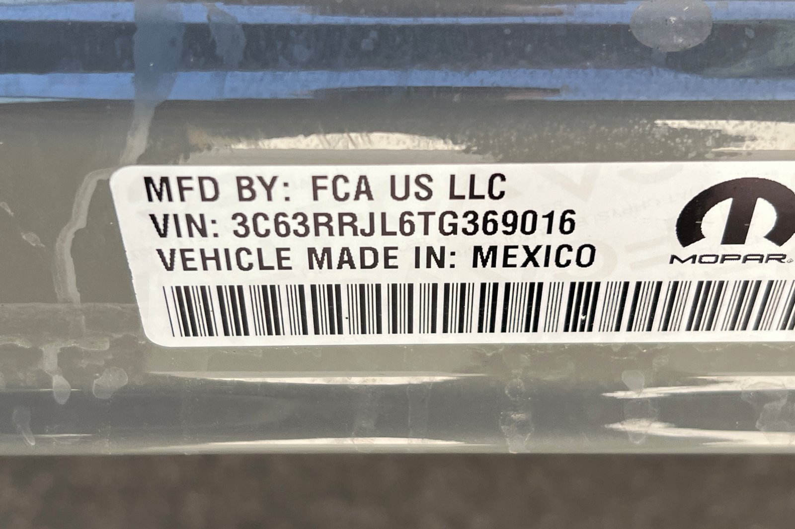 New 2026 RAM 3500 Laramie AWD/4WD image 28