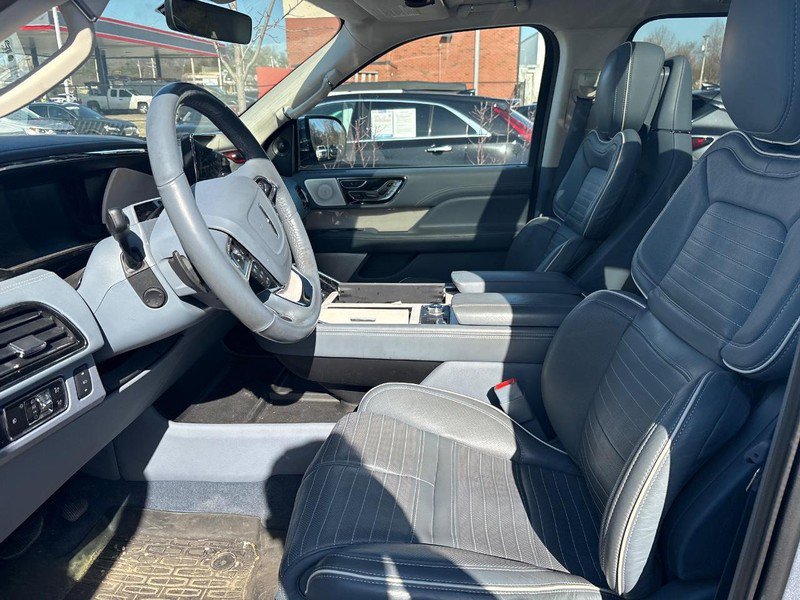 Certified 2023 Lincoln Navigator L Black Label AWD/4WD image 5