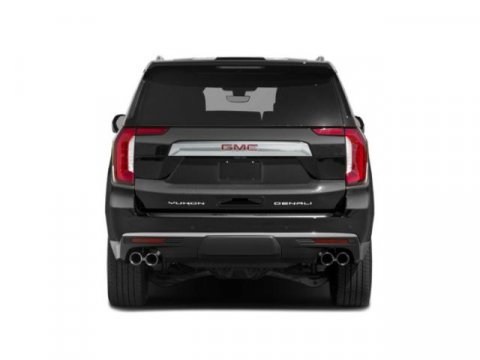 Used 2021 GMC Yukon Denali w/ Denali Premium Package image 8