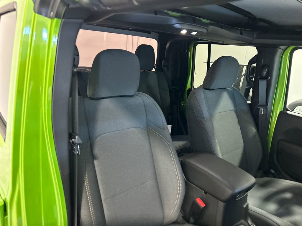 New 2026 Jeep Gladiator Sport image 32