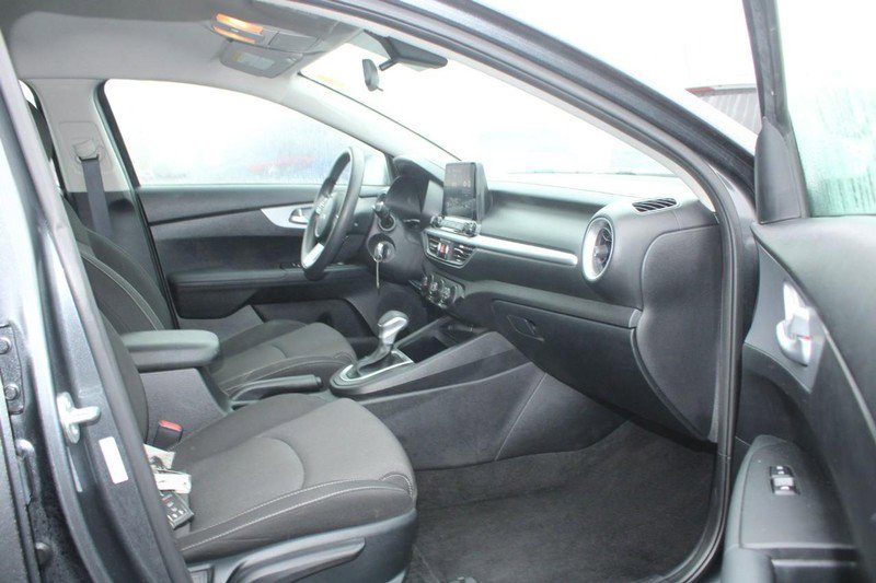 Used 2024 Kia Forte LXS image 11