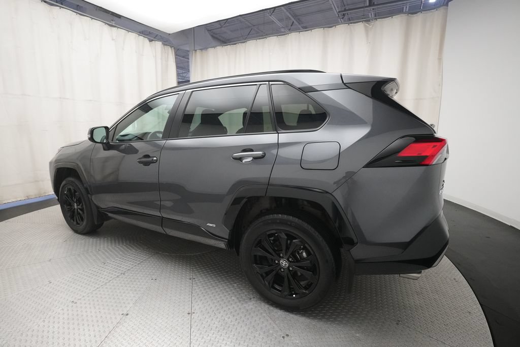 Used 2023 Toyota RAV4 SE w/ SE Grade Weather Package AWD/4WD image 32