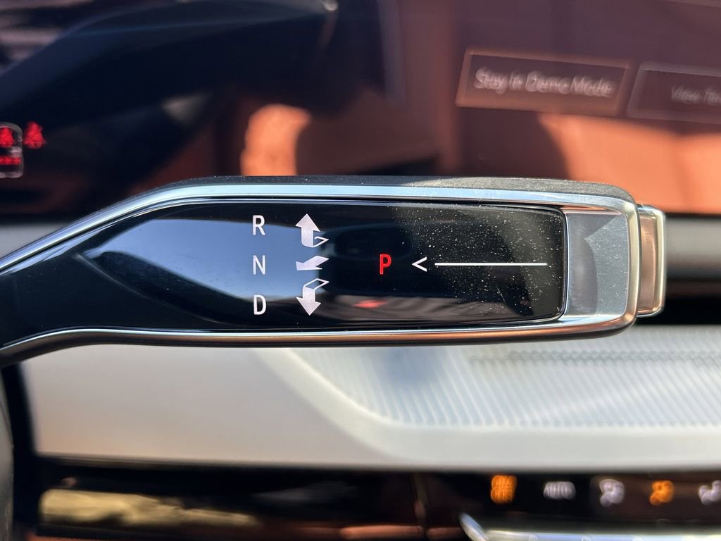 New 2026 Cadillac Optiq Luxury 2 image 26