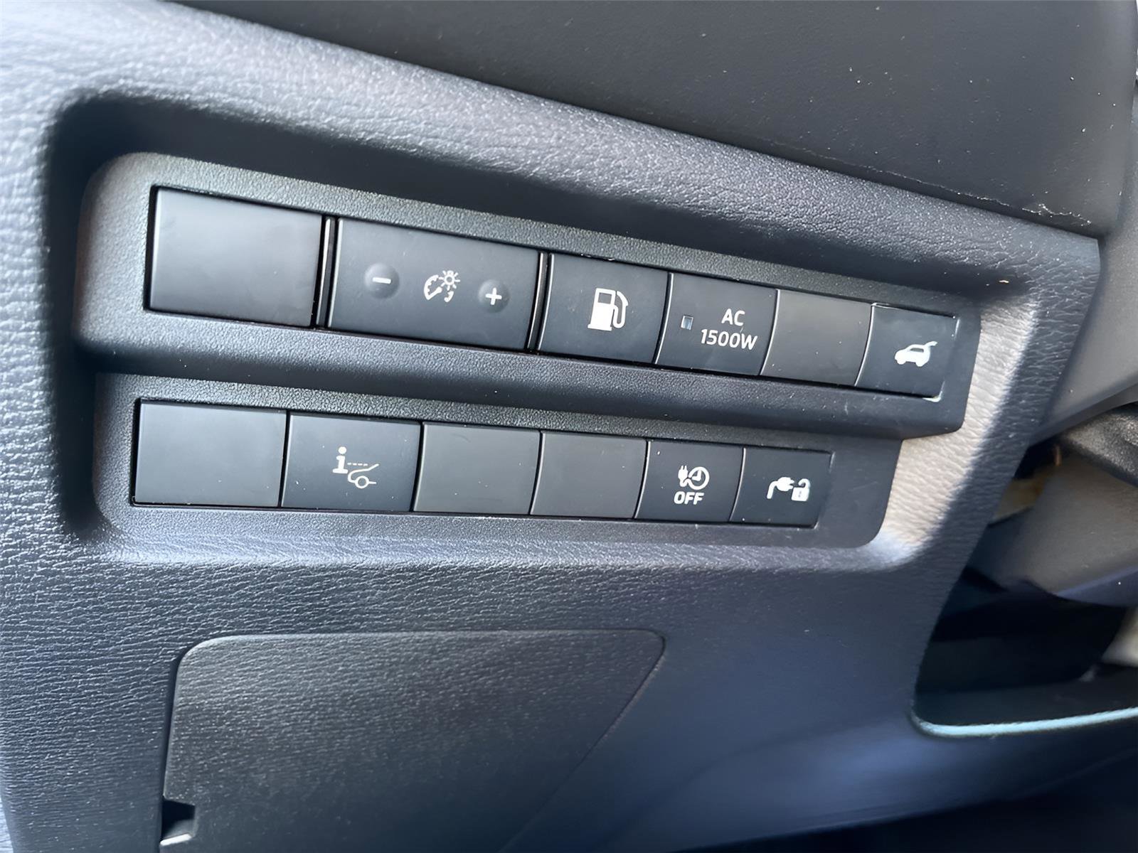 Used 2023 Mitsubishi Outlander SEL image 24