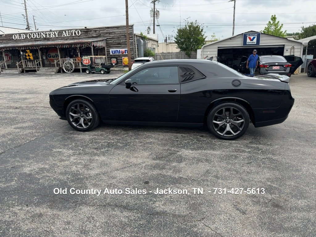 Used 2018 Dodge Challenger SXT Plus