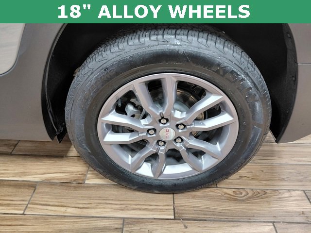 Certified 2024 GMC Terrain SLT image 11