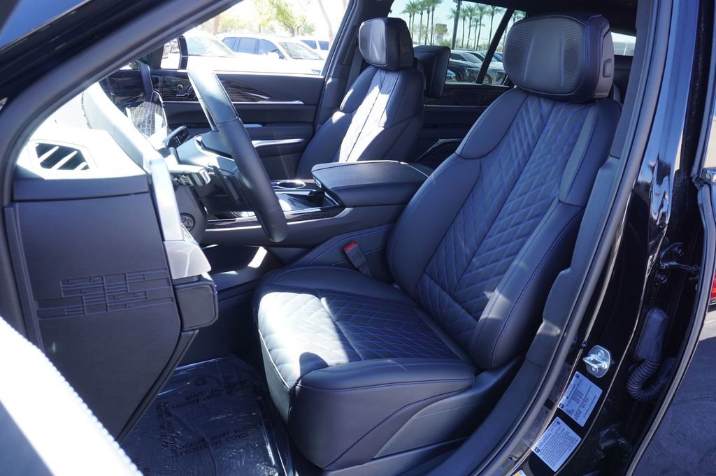 New 2026 Cadillac Escalade IQL Luxury image 13