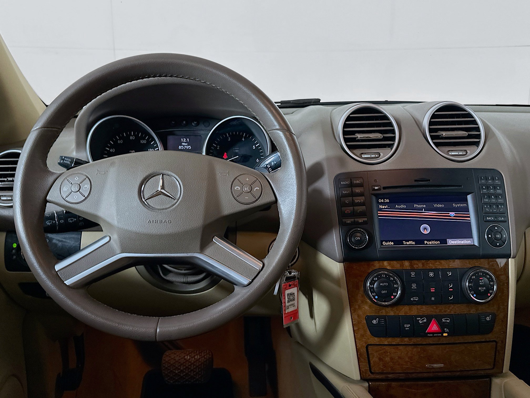 Used 2009 Mercedes-Benz ML 350 4MATIC image 17