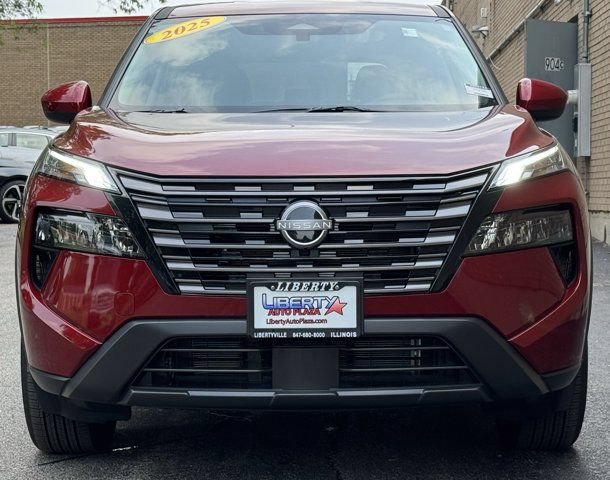 Used 2026 Nissan Rogue SV AWD/4WD image 32