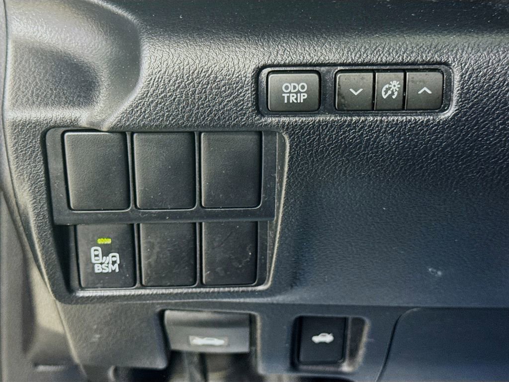 Used 2015 Lexus IS 250 image 12