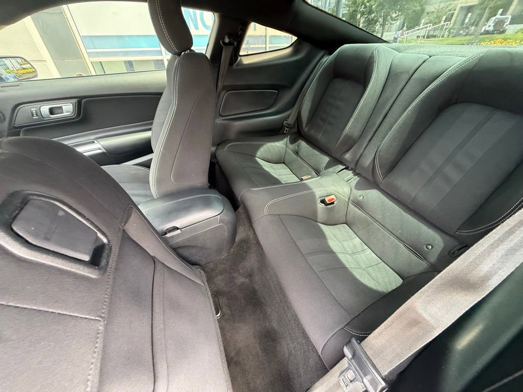 Used 2018 Ford Mustang Coupe w/ Equipment Group 101A RWD image 27