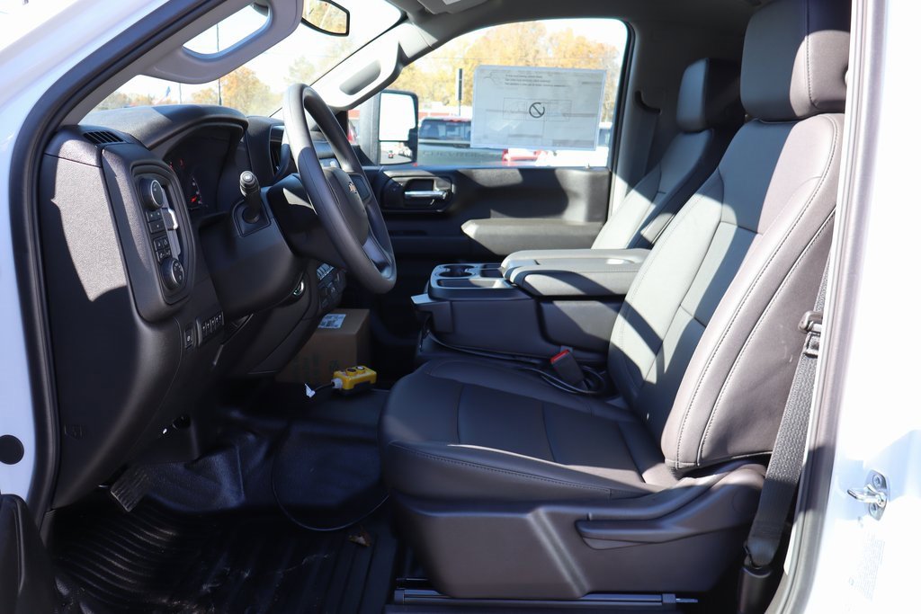 New 2025 Chevrolet Silverado 3500 W/T w/ WT Convenience Package image 6