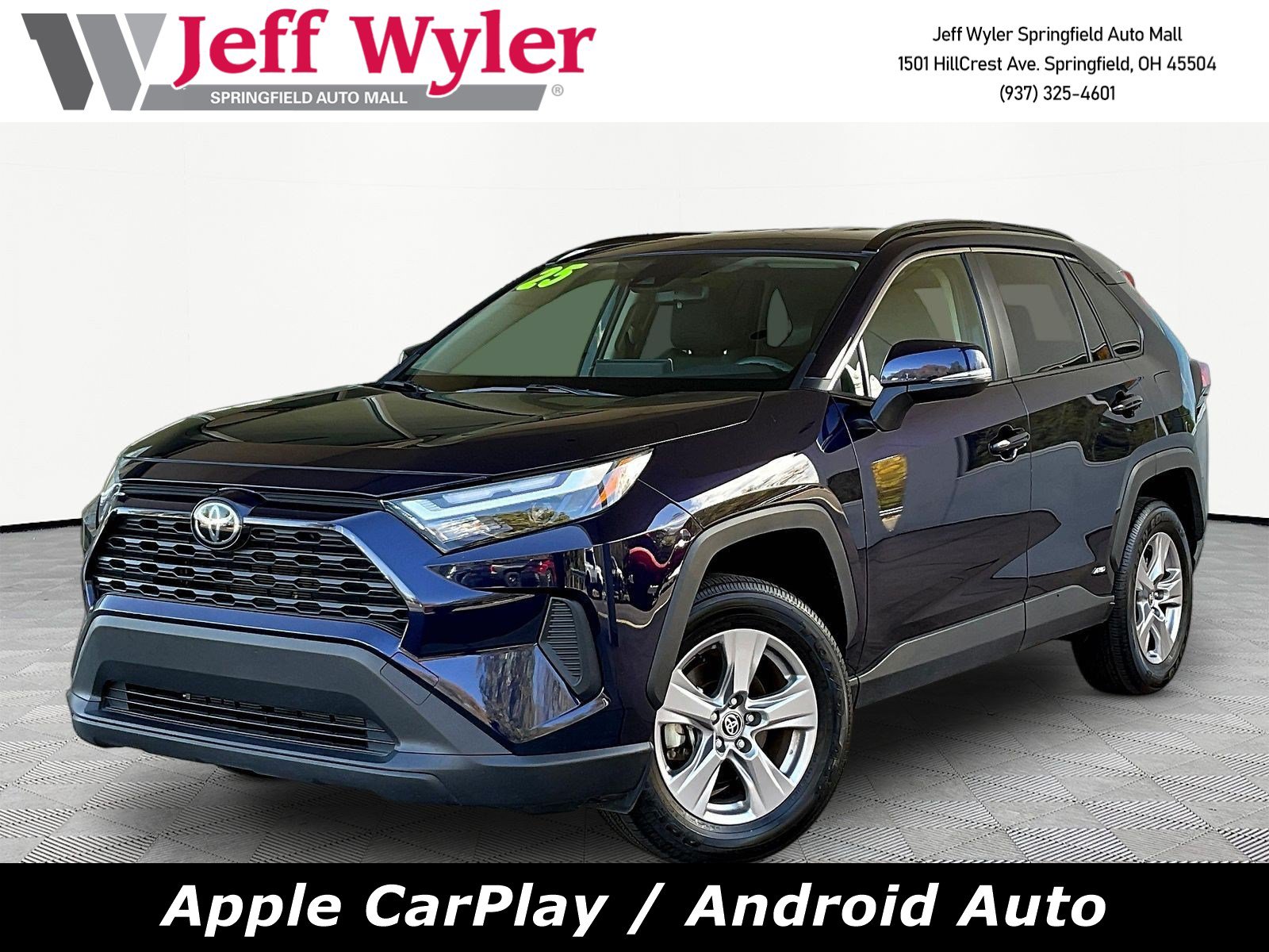 Used 2025 Toyota RAV4 XLE AWD/4WD image 1