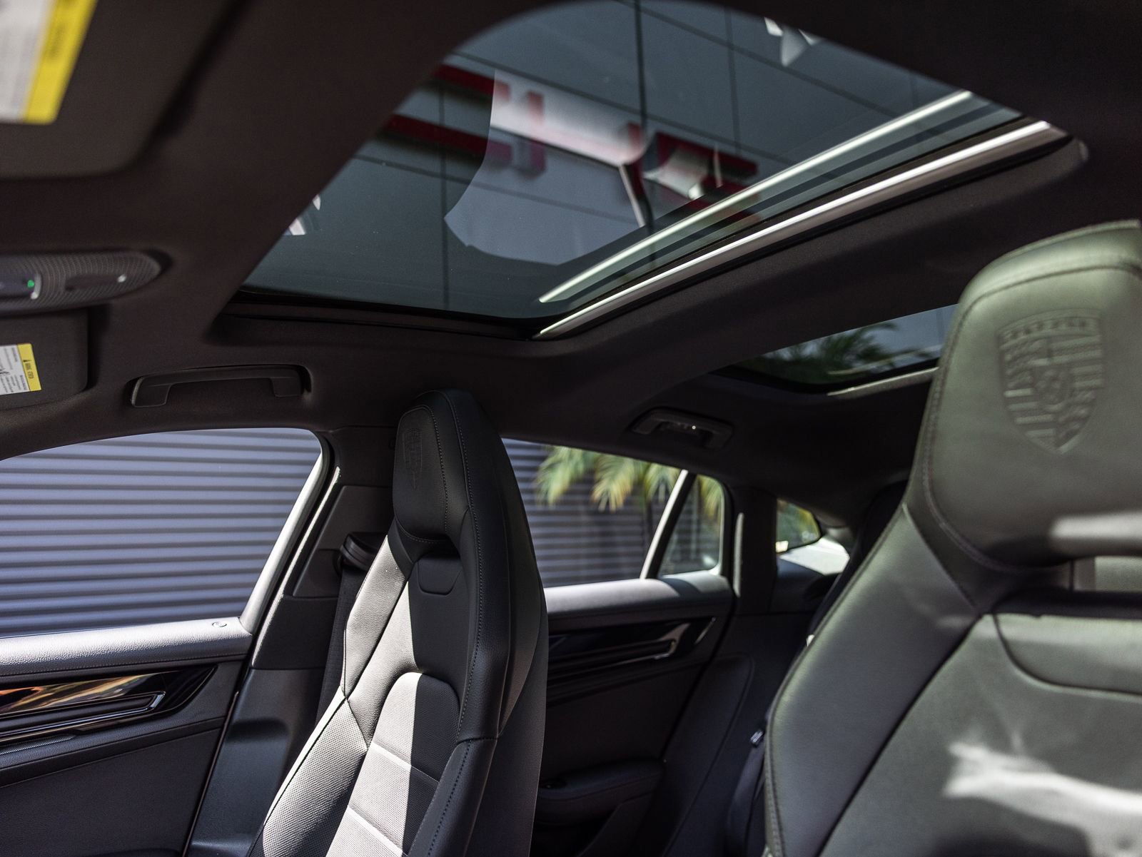 Certified 2025 Porsche Panamera 4 image 15