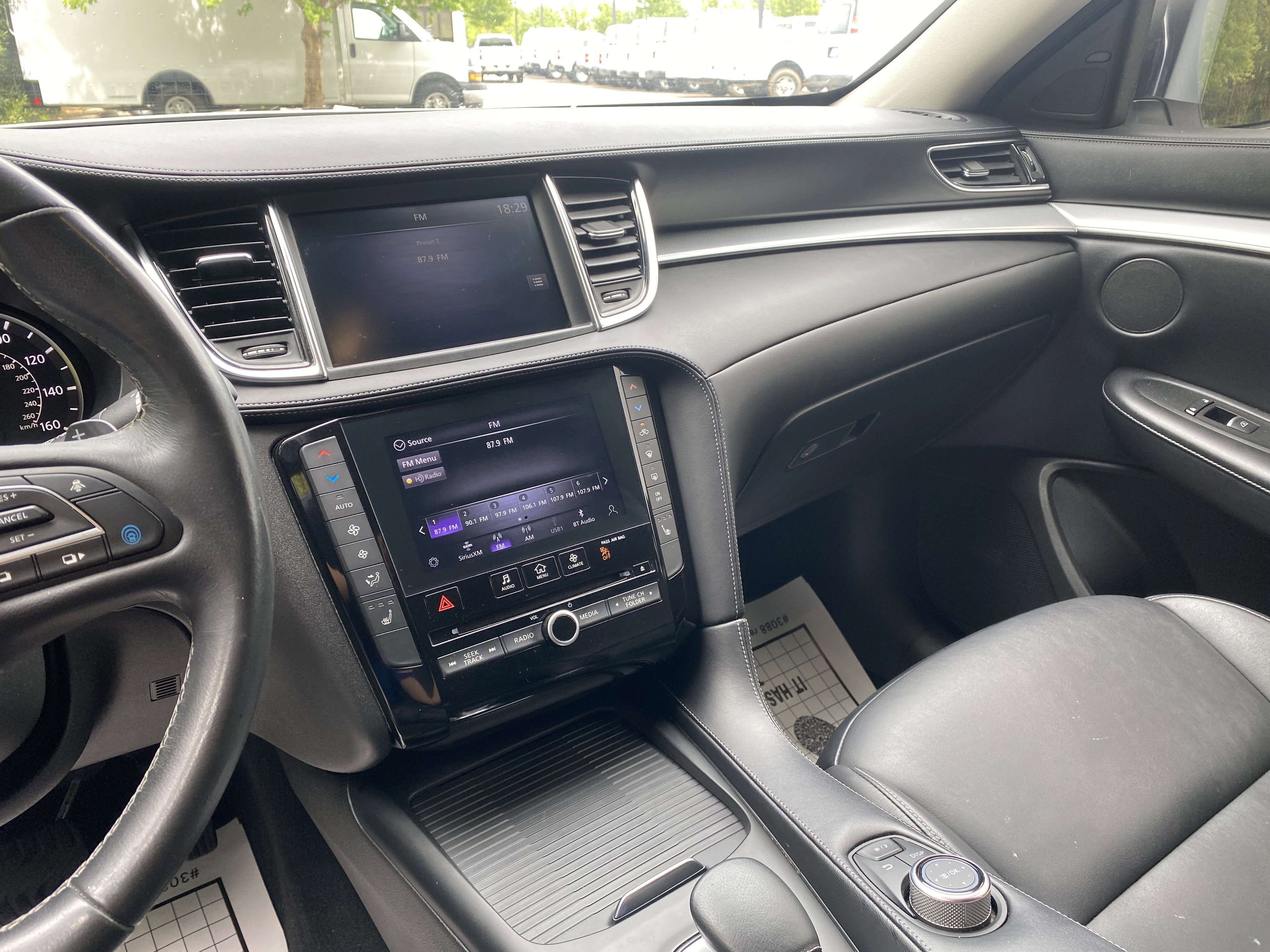 Used 2021 INFINITI QX50 Luxe image 23