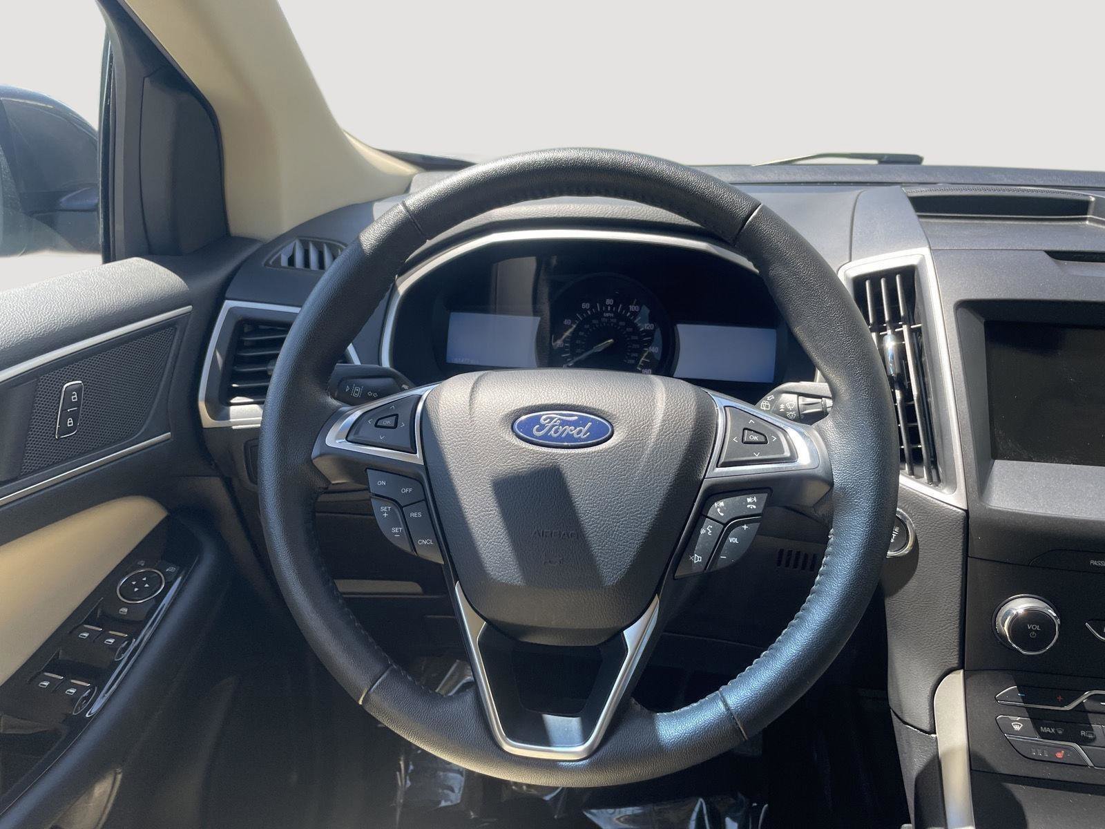 Used 2020 Ford Edge SEL FWD image 24