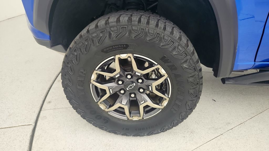 Certified 2024 Chevrolet Colorado ZR2 w/ Technology Package AWD/4WD image 29