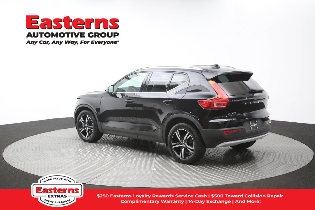 Used 2023 Volvo XC40 B5 Plus AWD/4WD image 65