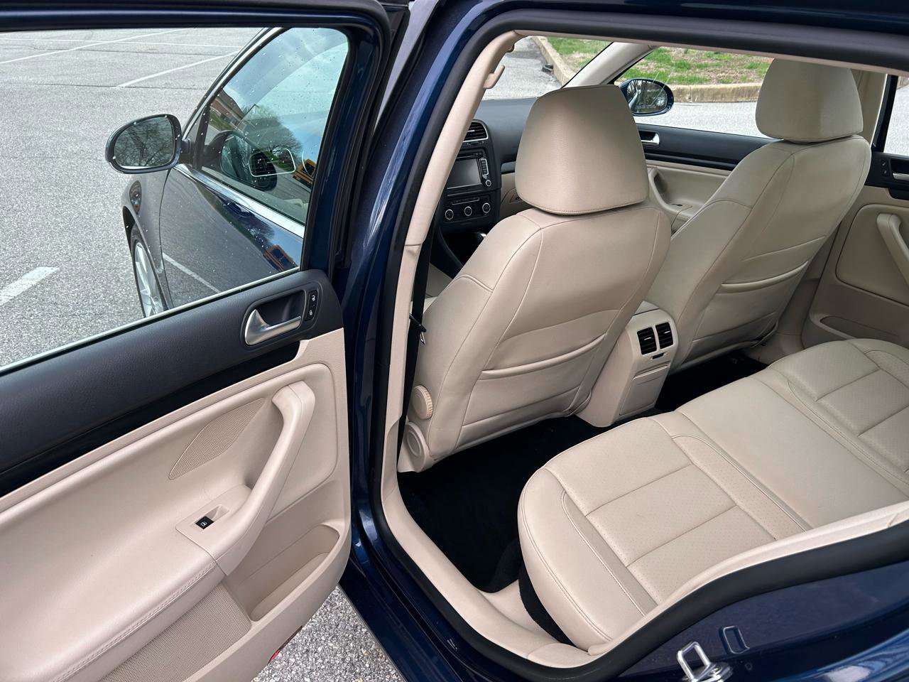 Used 2013 Volkswagen Jetta TDI image 12