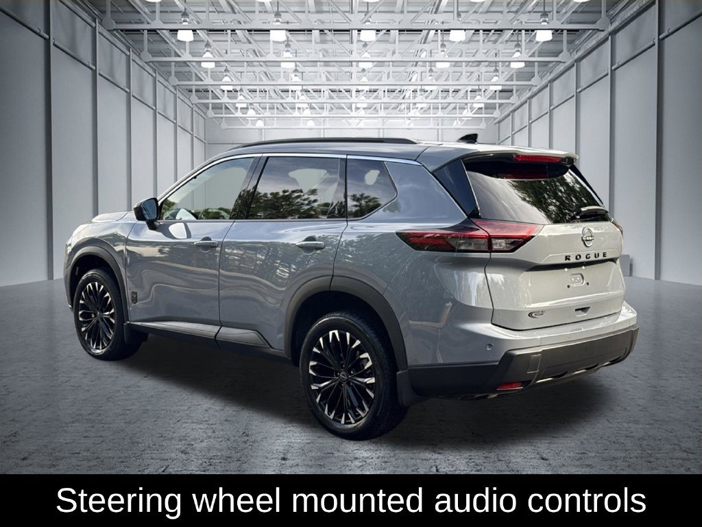 Certified 2026 Nissan Rogue Dark Armor FWD image 5