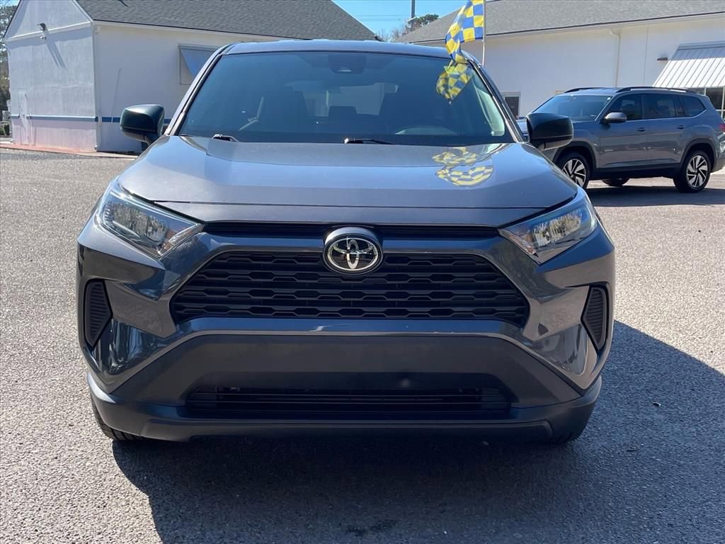 Used 2022 Toyota RAV4 LE image 30