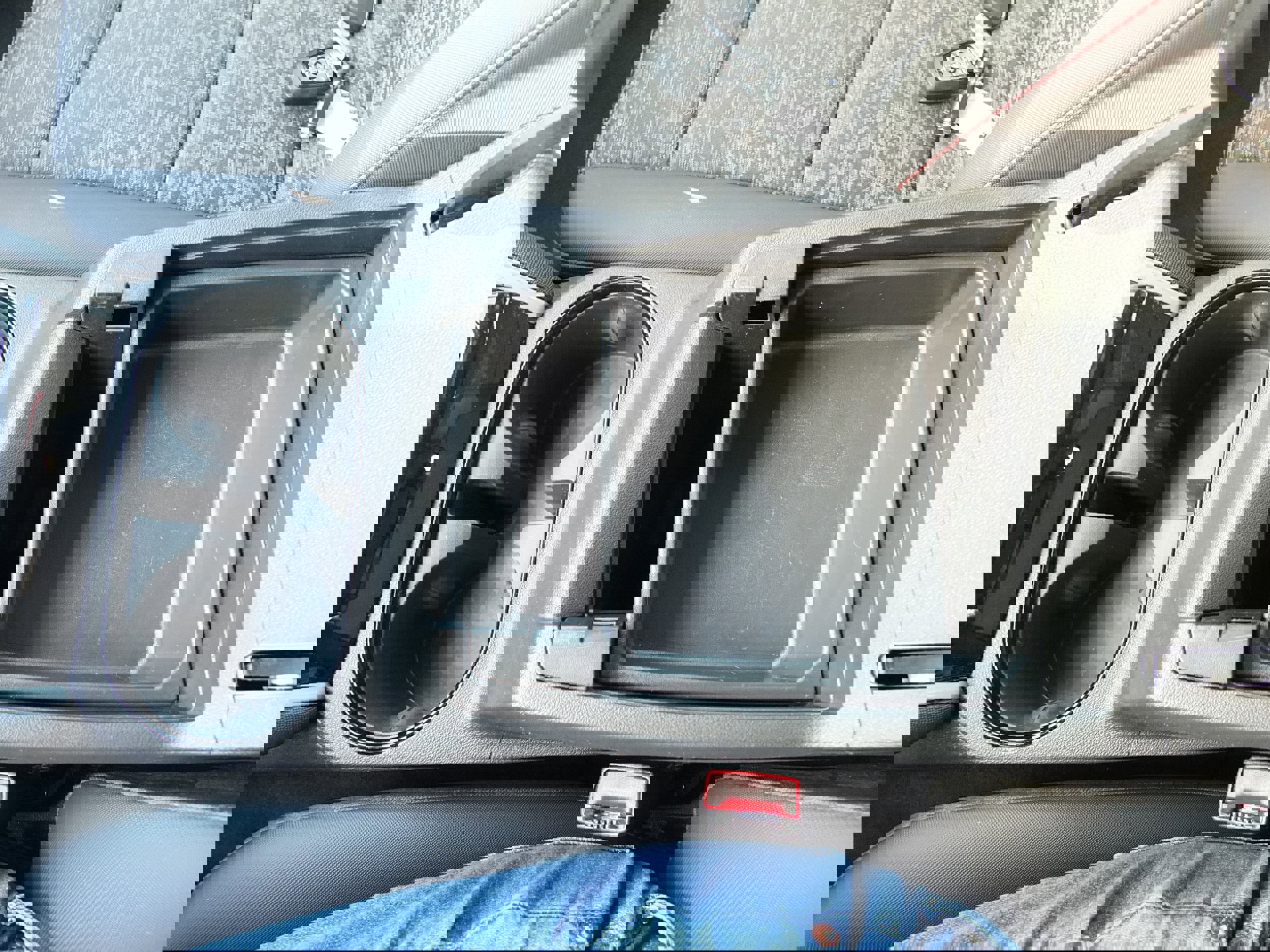 Used 2024 Chevrolet Colorado Z71 w/ Z71 Convenience Package 2 image 22