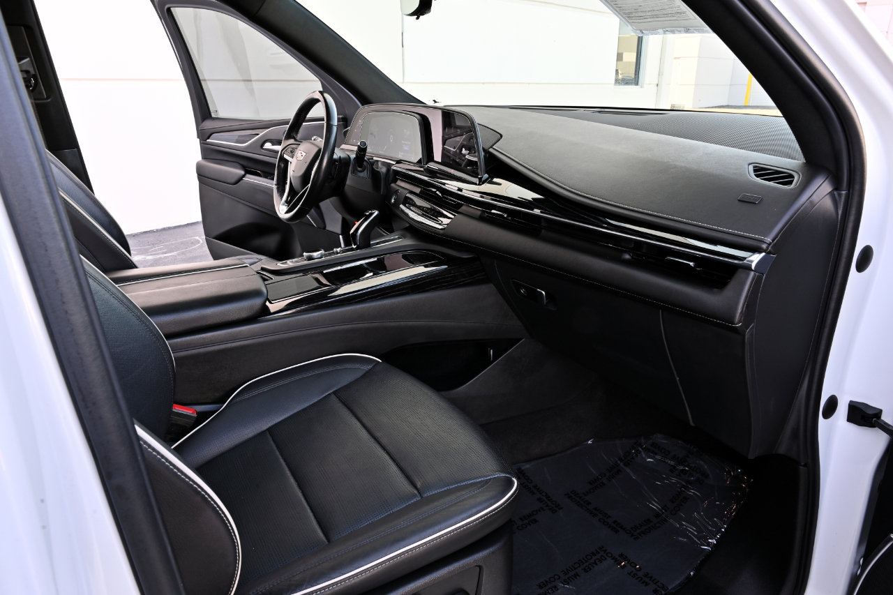 Used 2021 Cadillac Escalade ESV Sport w/ Driver Assist Tech Package RWD image 13