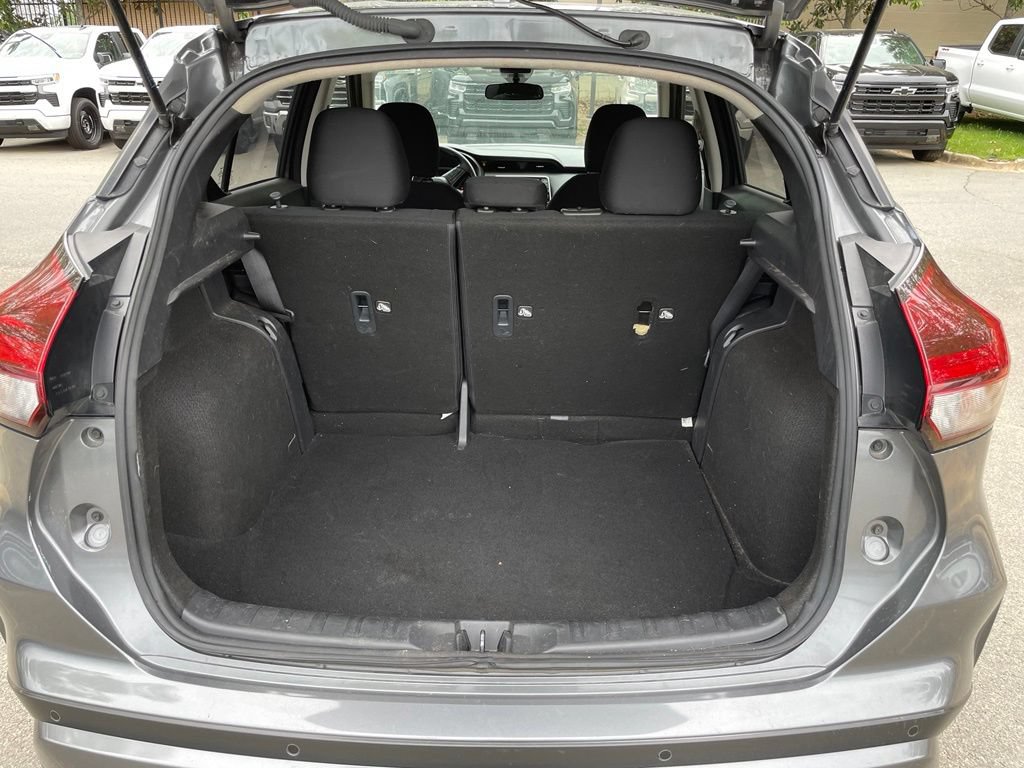 Used 2024 Nissan Kicks S FWD image 7