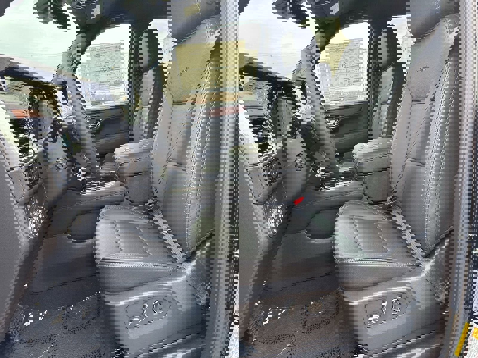 New 2026 GMC Yukon XL Denali image 24