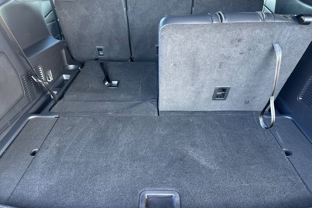 Used 2025 Ford Explorer ST-Line image 22