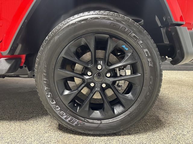 Used 2022 Jeep Wrangler Unlimited Sahara 4xe image 18