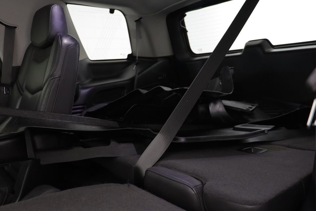 Used 2020 Cadillac Escalade Premium Luxury image 16