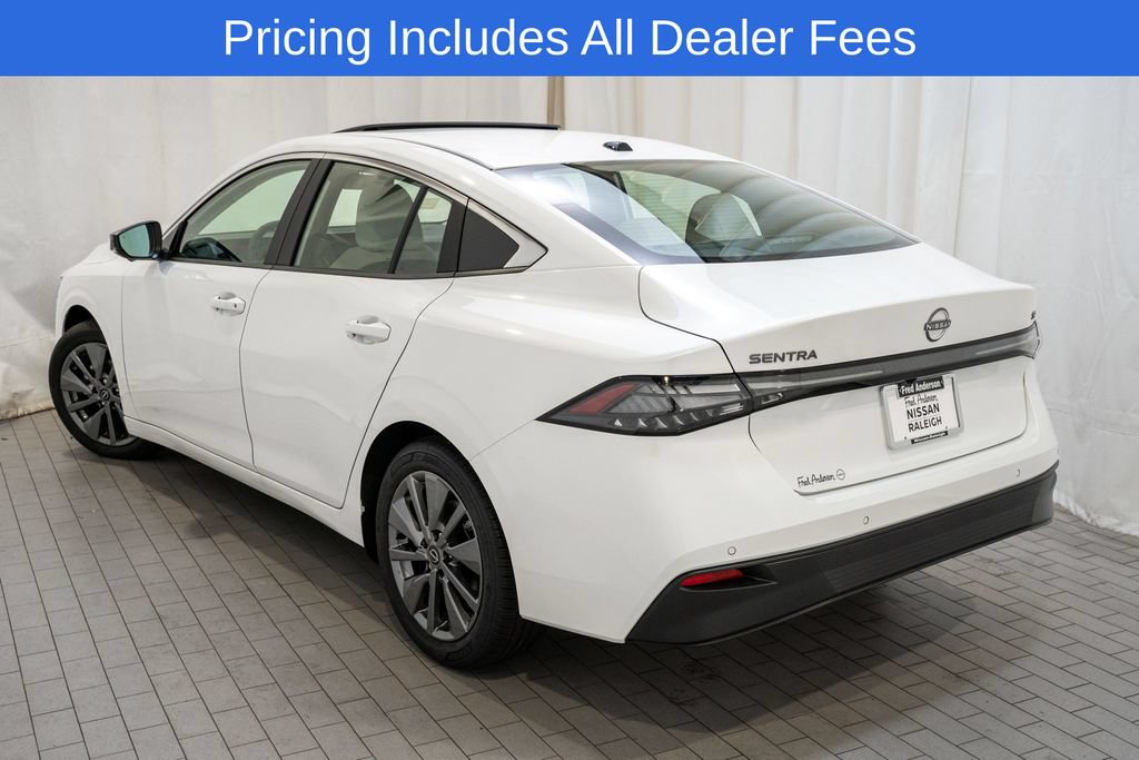 New 2026 Nissan Sentra SL w/ Floor Mat Package FWD image 4