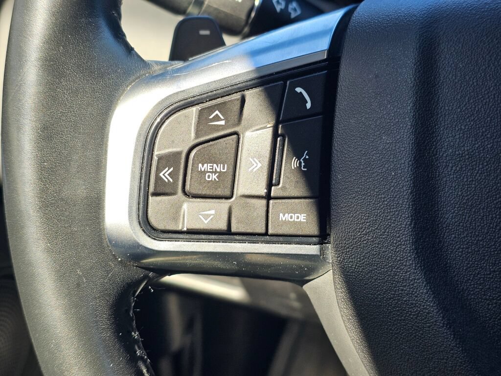 Used 2016 Land Rover Discovery Sport HSE Luxury AWD/4WD image 25