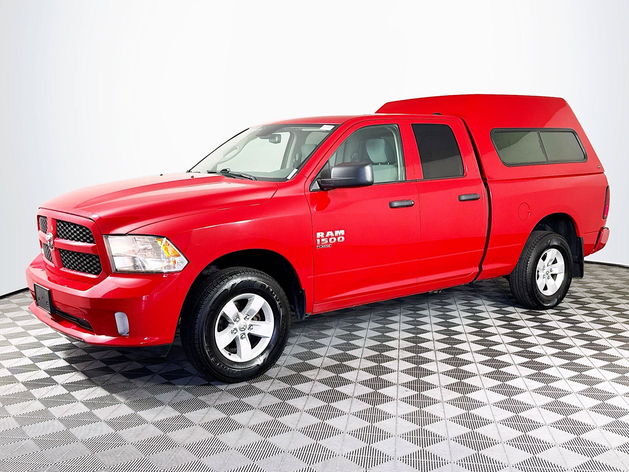 Used 2019 RAM 1500 Express AWD/4WD image 4