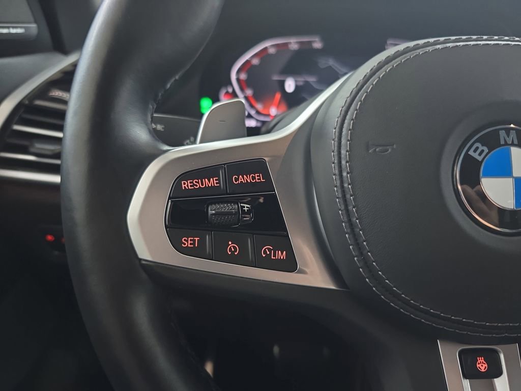Used 2021 BMW X5 xDrive40i w/ M Sport Package AWD/4WD image 20