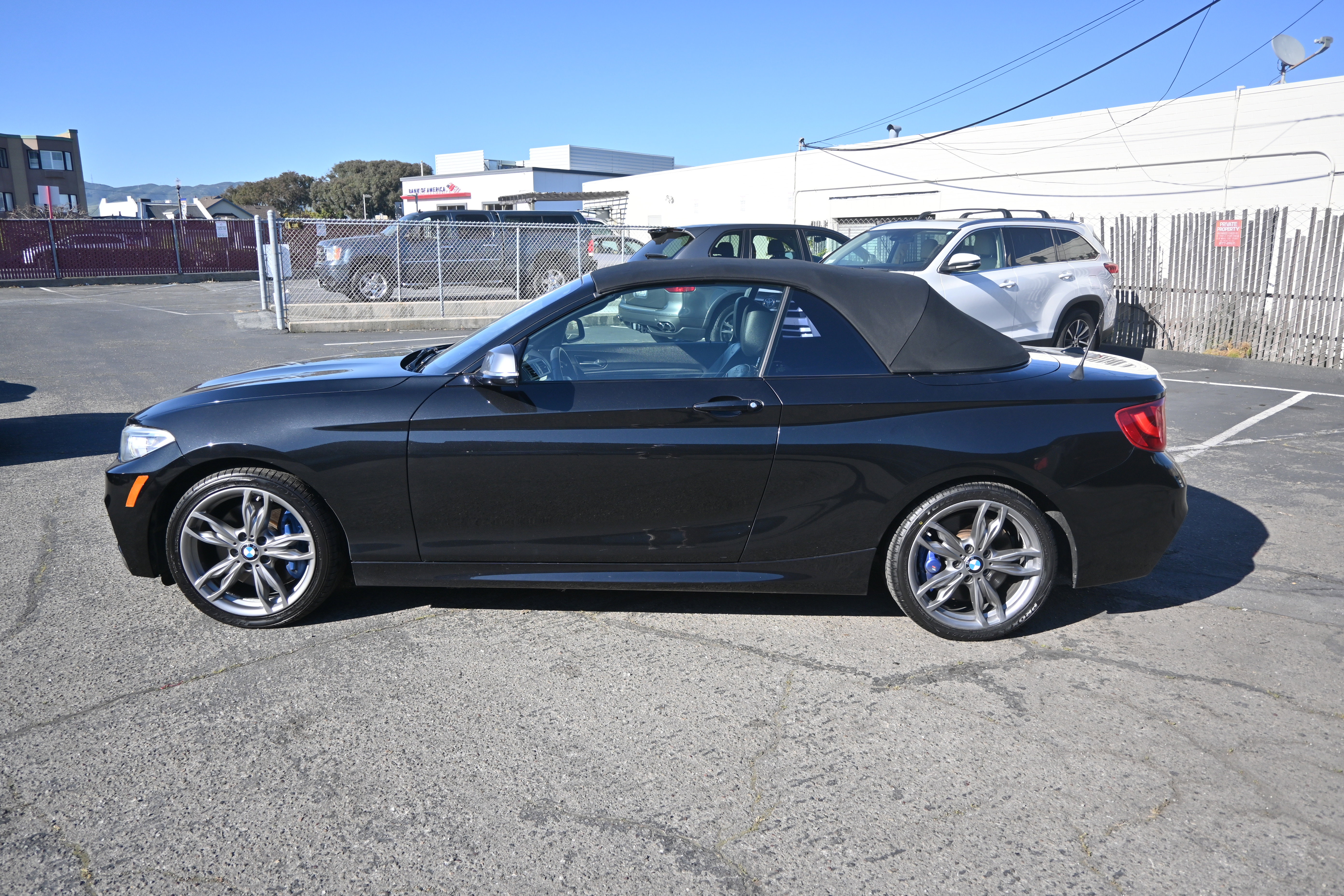 Used 2015 BMW M235i 2dr Conv M235i RWD image 2
