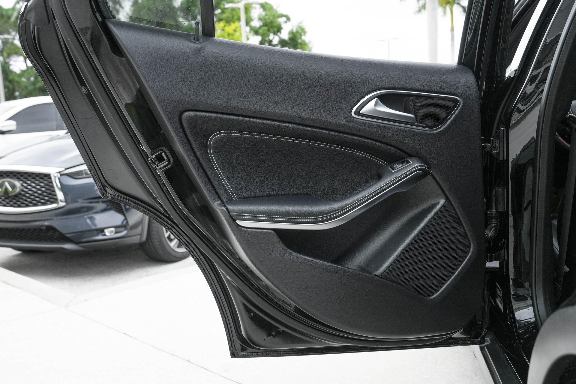 Used 2020 Mercedes-Benz GLA 250 4MATIC image 33