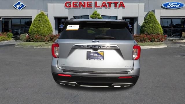 Certified 2022 Ford Explorer XLT w/ Equipment Group 202A image 15