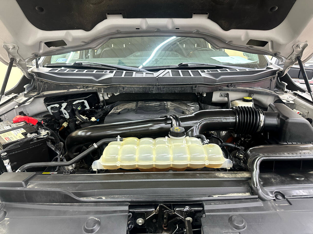 Used 2022 Ford F150 Lariat image 49