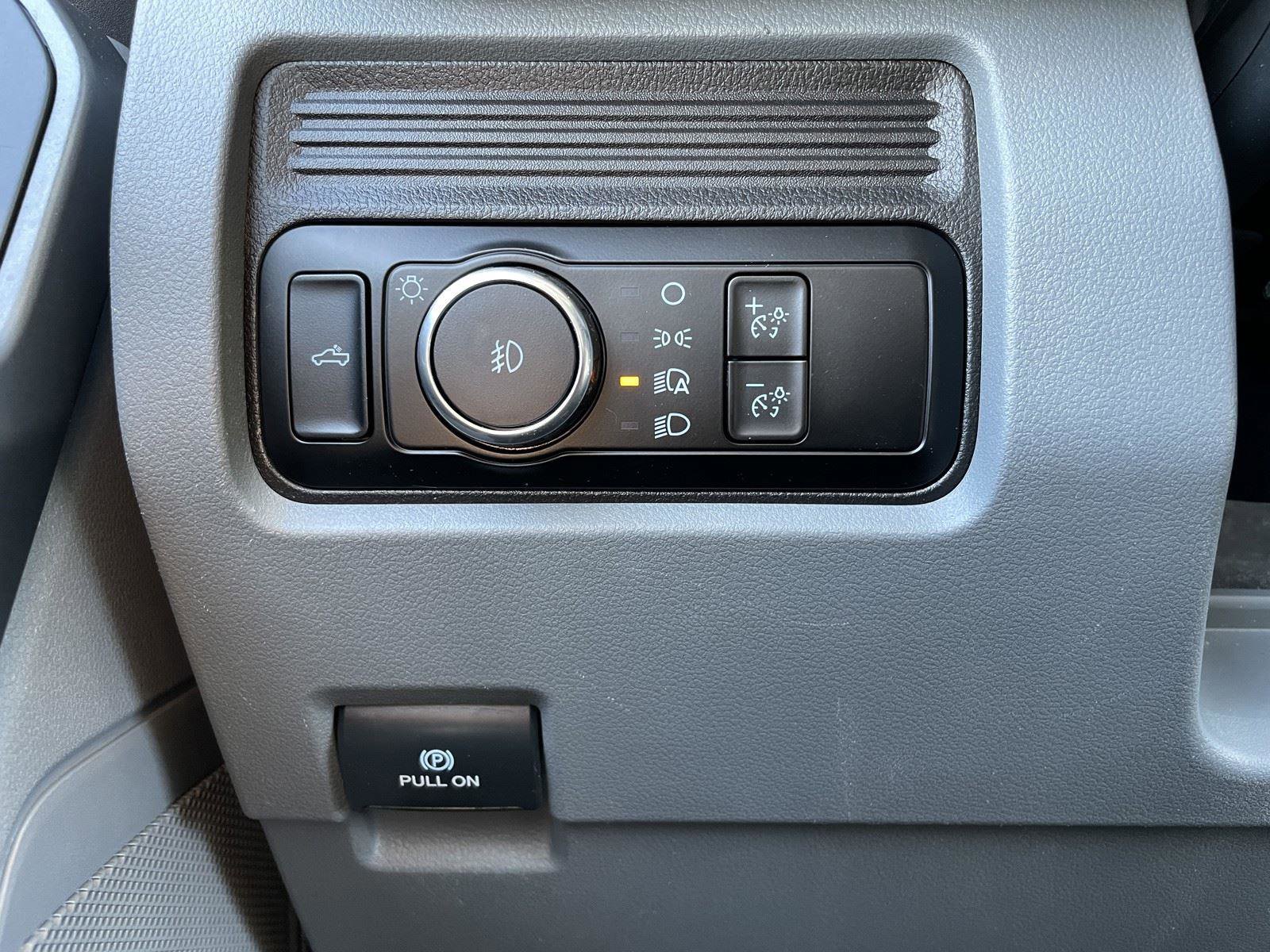 Used 2024 Ford F250 XLT w/ FX4 Off-Road Package image 31