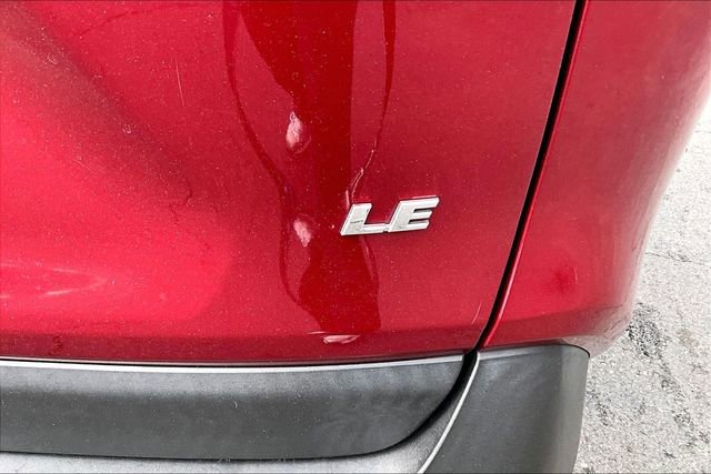 Used 2021 Toyota RAV4 LE image 23