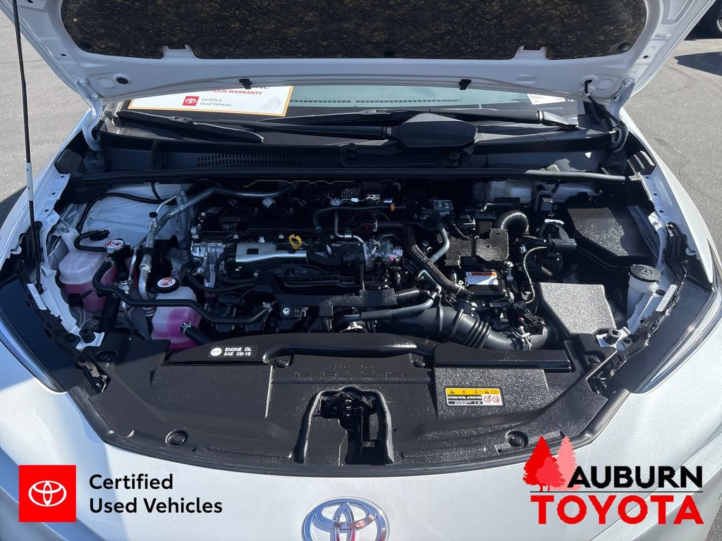 Certified 2024 Toyota Prius LE FWD image 30